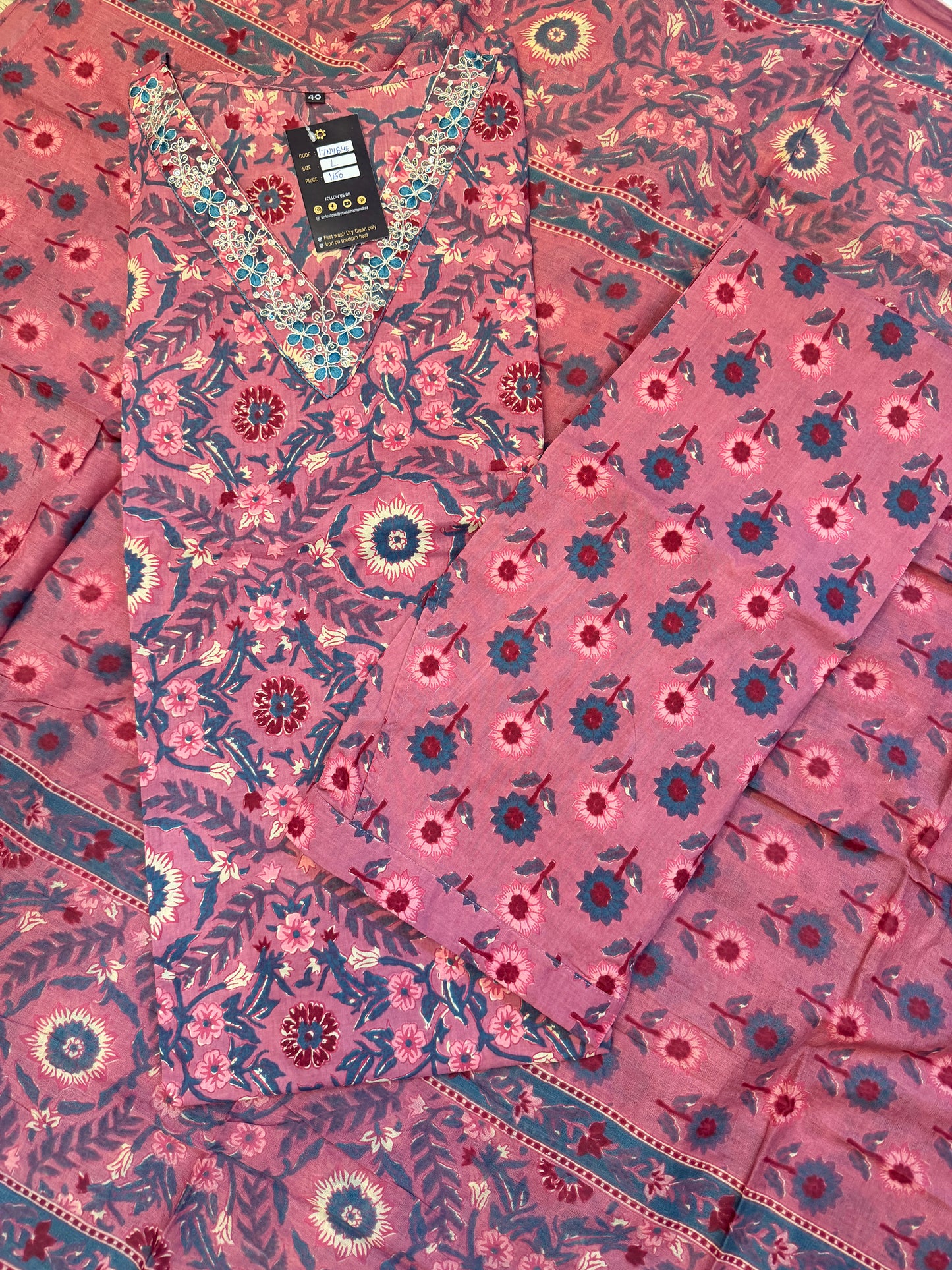 Elegant Mauve-Pink Floral Printed Kurta 3pcs Set