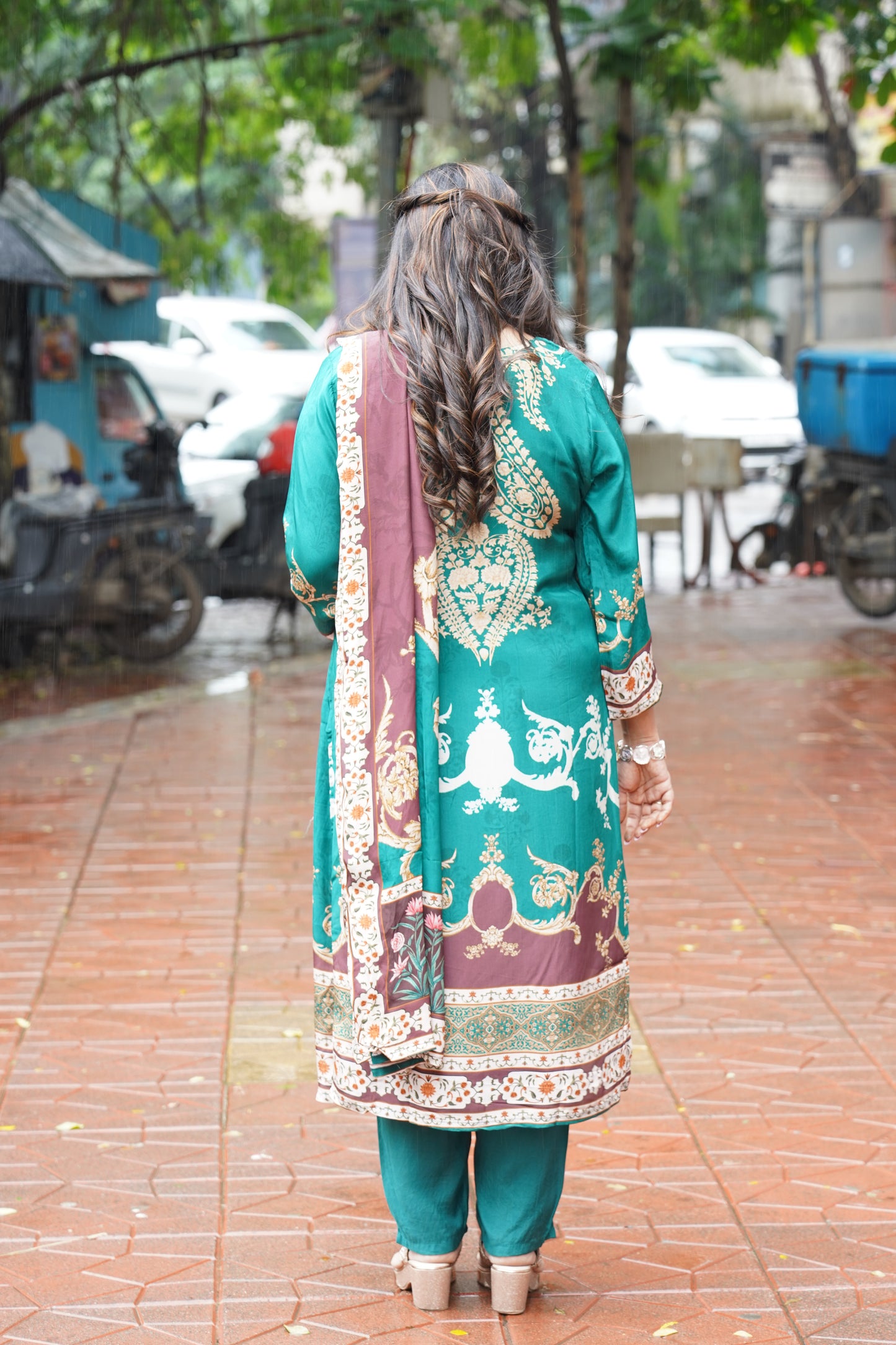 Emerald Grace Embroidered Suit Set