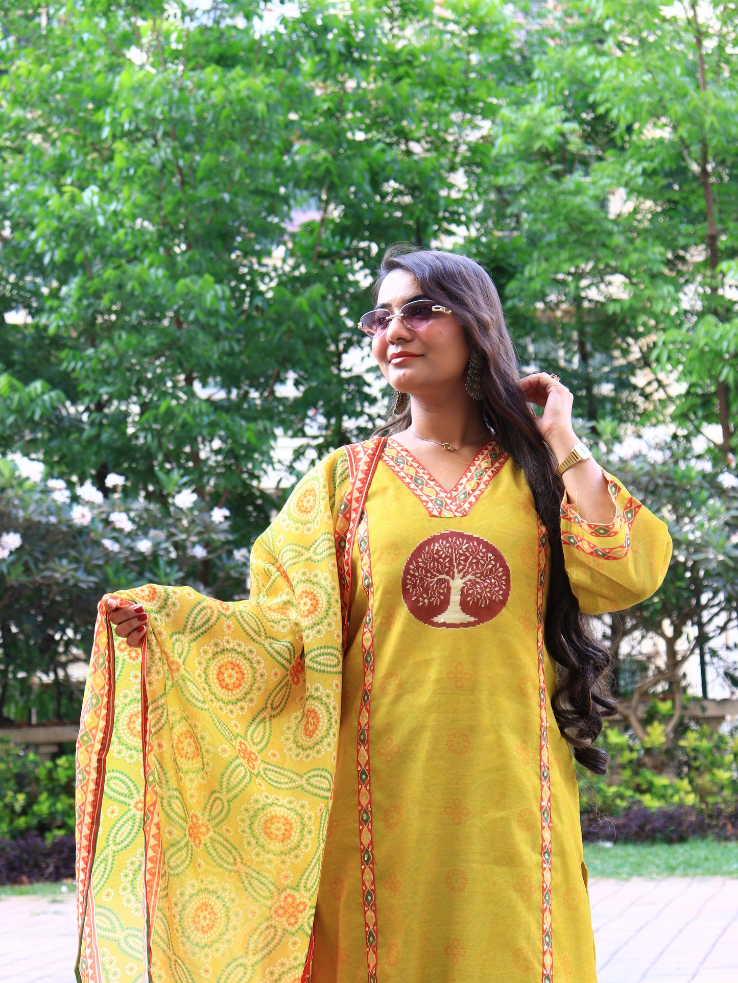 The Golden Aranya Muslin Set
