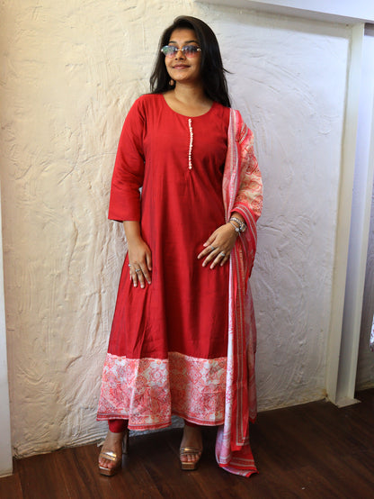 The Aura Collection: Handcrafted Bordered Anarkalis
