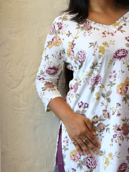 Mauve Blossom Slit Kurta Set