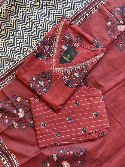 Hand-Block Floral Printed Cotton Suit Set