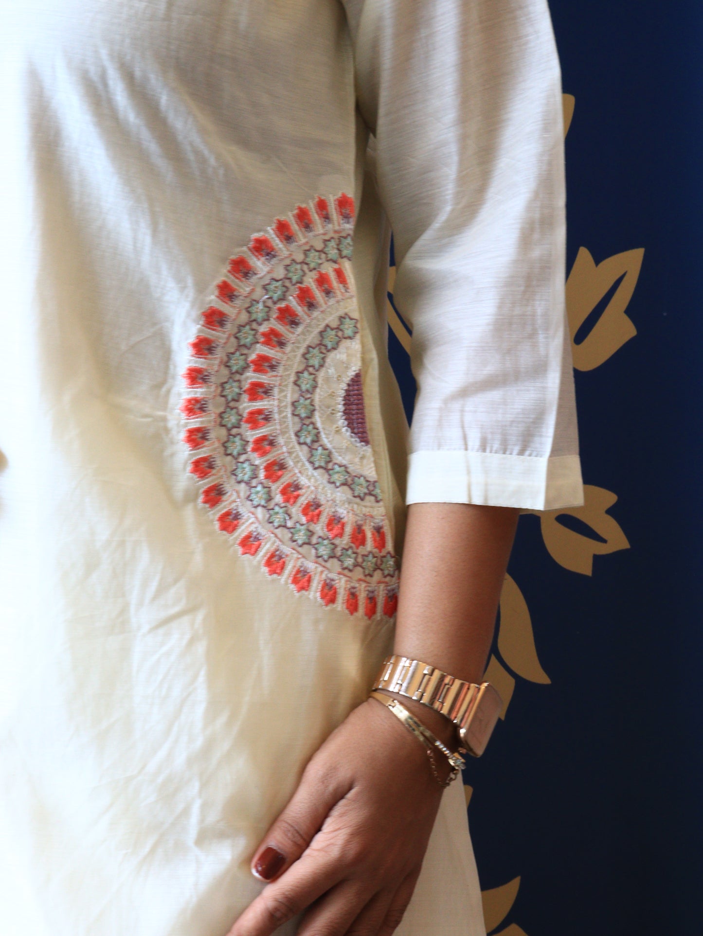 Ivory Cotton Chanderi A-Line Kurta Set with Scalloped Lace Dupatta