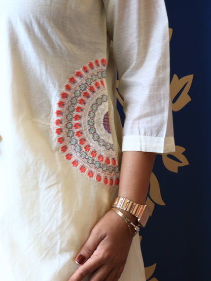 Ivory Cotton Chanderi A-Line Kurta Set with Scalloped Lace Dupatta