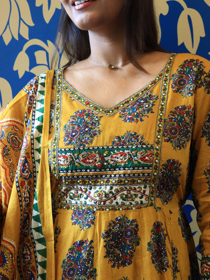 Kashmira Printed Anarkali Suit Set (With Dupatta)