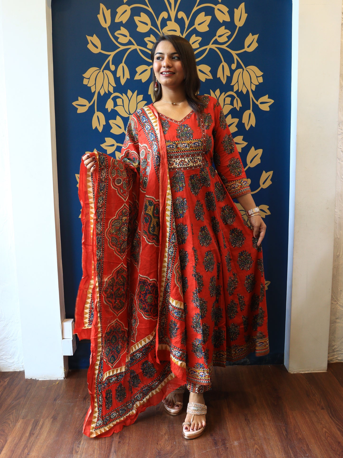 Kashmira Printed Anarkali Suit Set (With Dupatta)