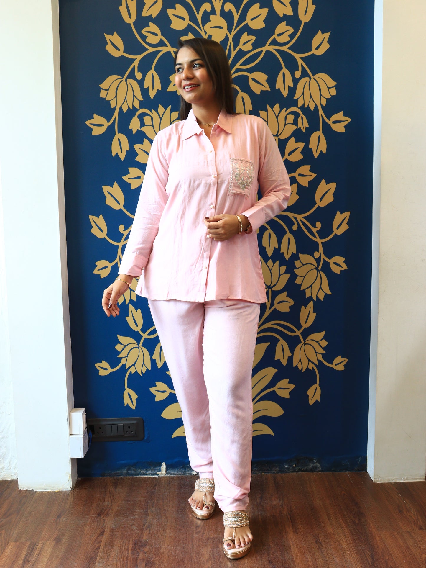 The "Lumiere" Hand- Work Chanderi Set