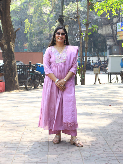 Blossom Grace Anarkali Suit Set – Lavender Pink