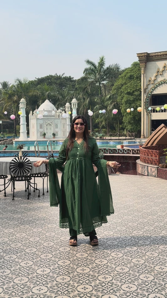 Emerald Grace 3-Piece Pleated Kurta Set